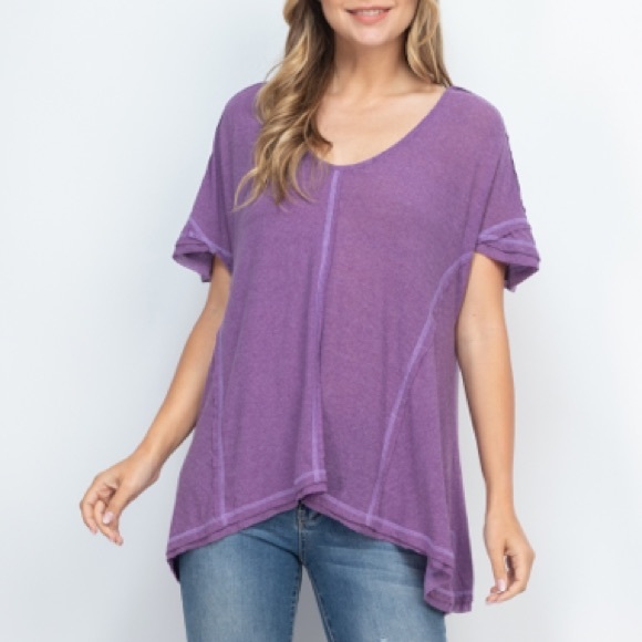 Lilac purple inside-out seam curved hem loose top. - Picture 7 of 16